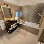 Апартаменты Rottenbiller Gardens 1 *